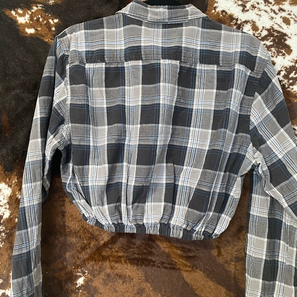 Vintage Wrangler Plaid Rework Crop - Picture 4 of 4
